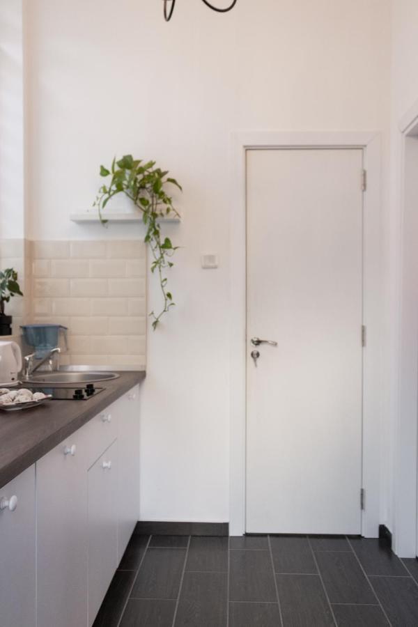 Maison 33 Boekarest Buitenkant foto