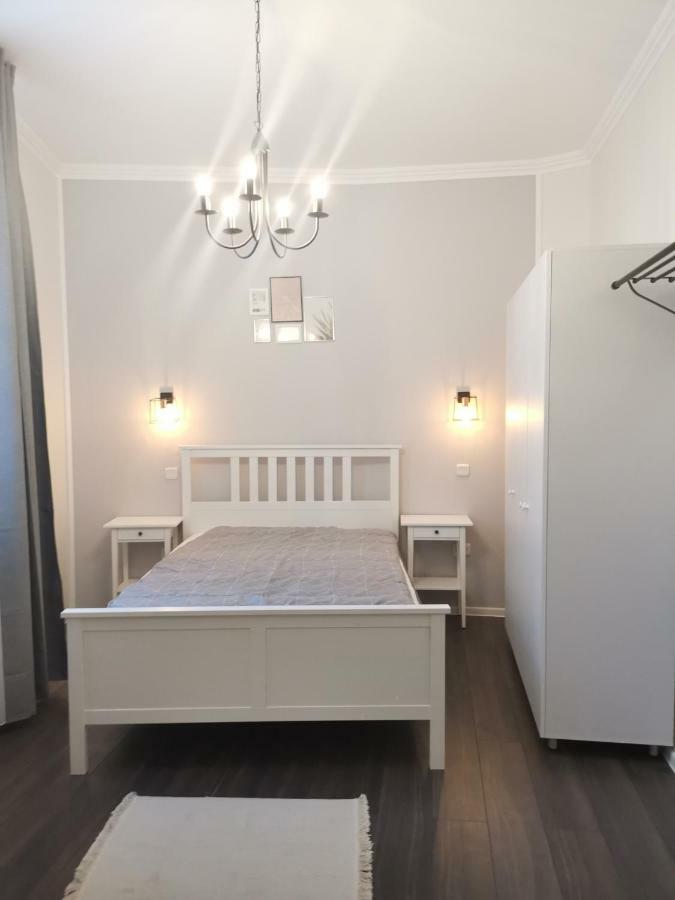 Maison 33 Boekarest Buitenkant foto